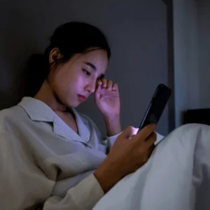 15 Oct - 7 Eyecare Tips for Screen Addicts